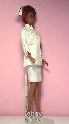 Vtg1969 Julia Doll Modèle #1127 Avec La Combinaison Complète D'origine Excellent État